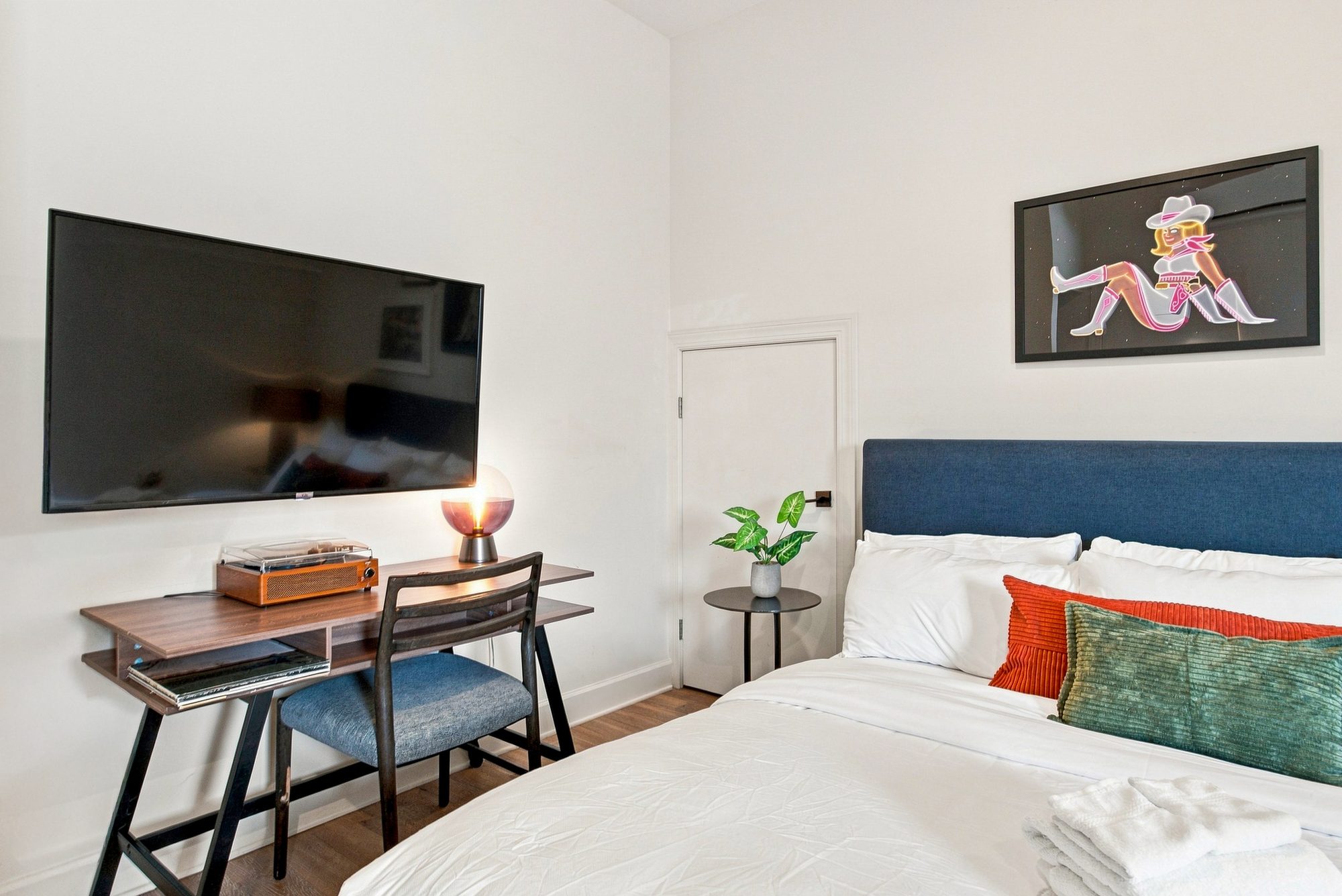 Conway studio bed and desk