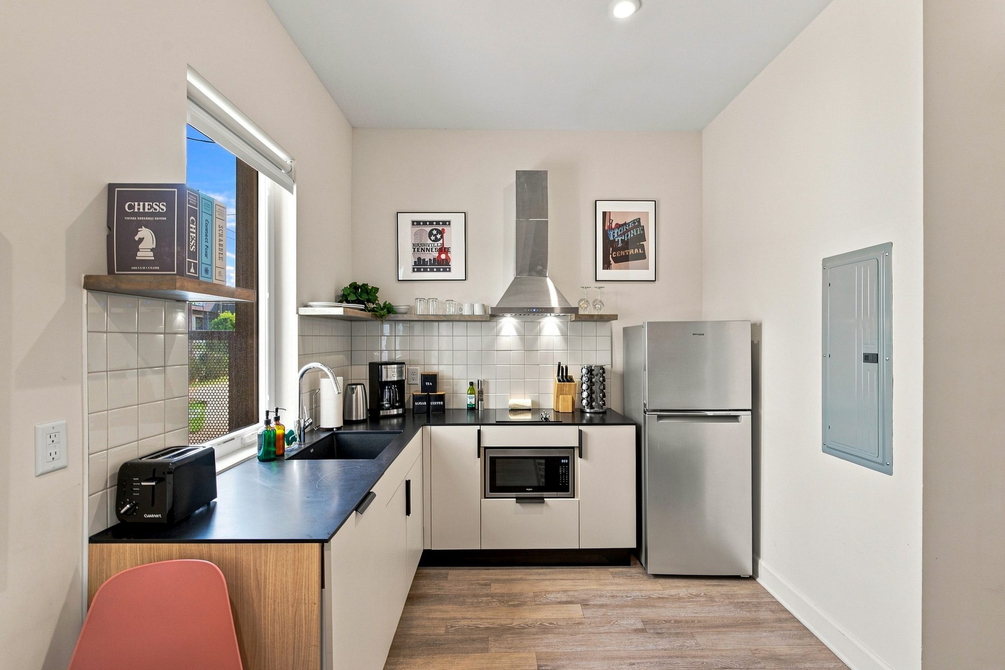Conway studio kitchenette